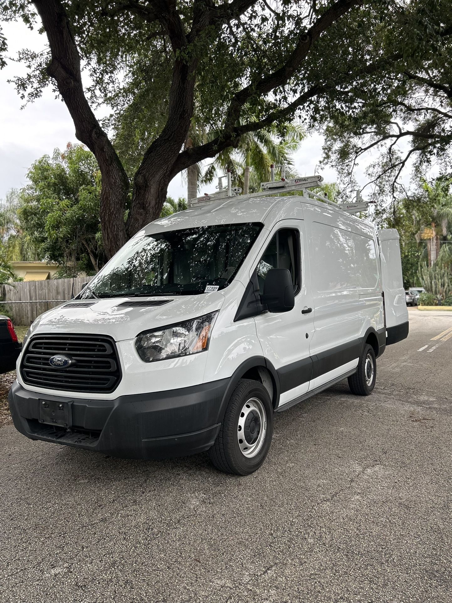 2019 Ford Transit-250