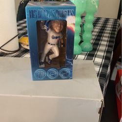 Max muncy dodger game bobblehead 