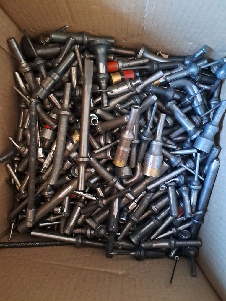 Universal Head Rivets