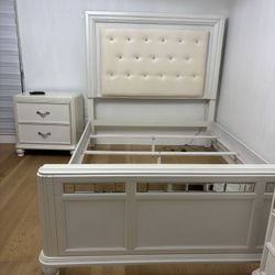Bedroom Set 