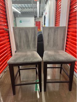 2 velvet chairs