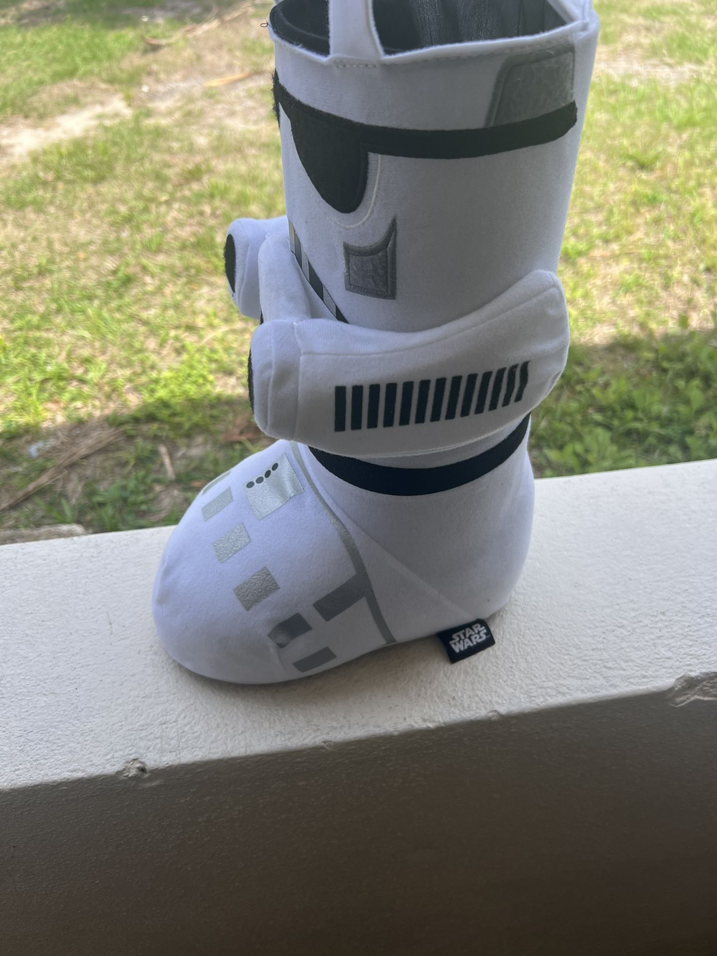 Yard Sale- 504 Heinemann Street 4/4/26 And 4/11/26 10AM to 1PM