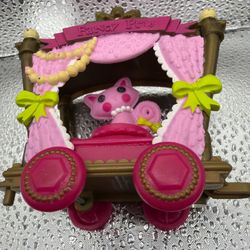 Mini Lalaloopsy Silly Pet Parade Spinning Pretty Wagon Kid’s Toy