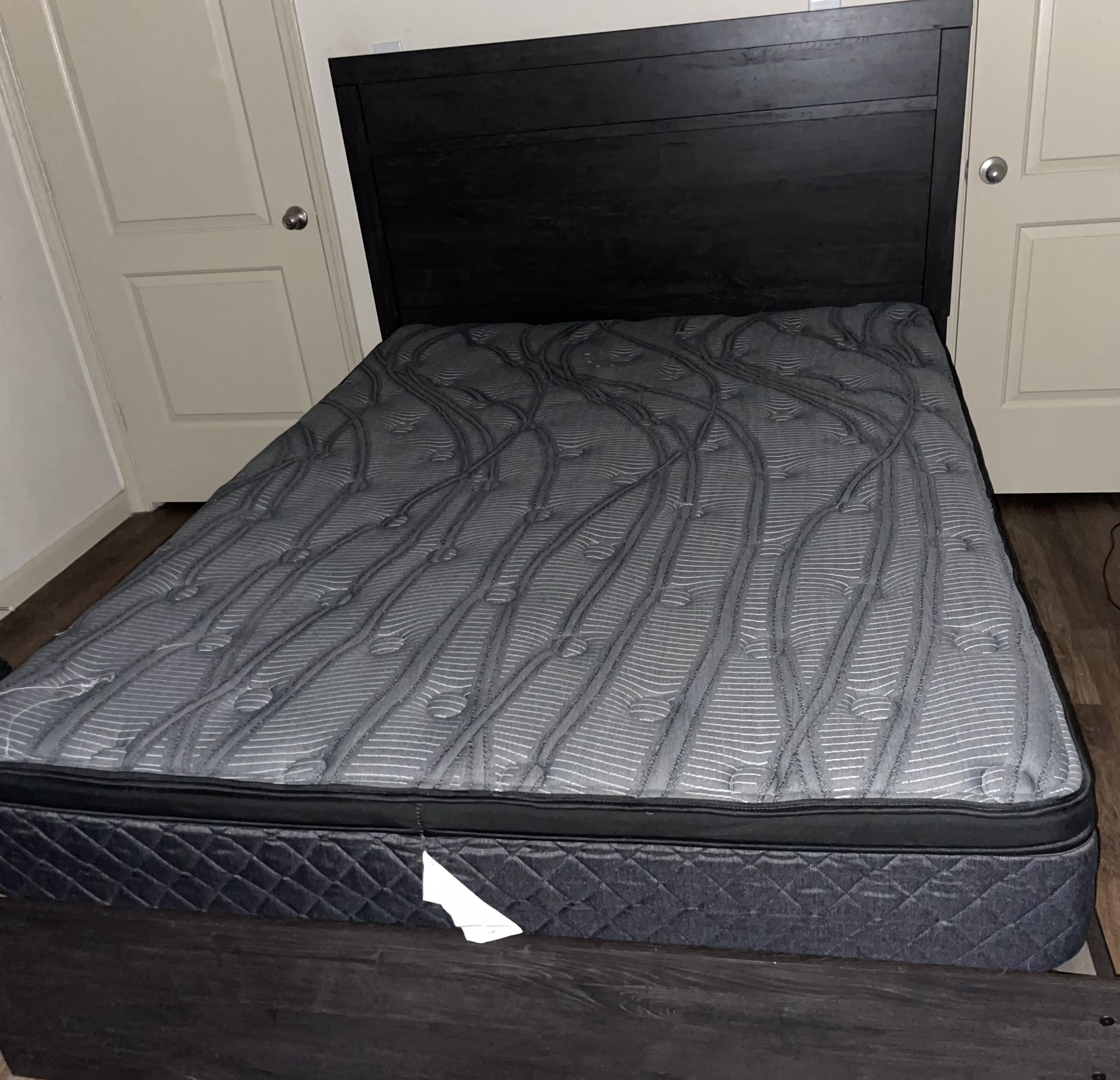 Queen Side Bed With Bed Frame 
