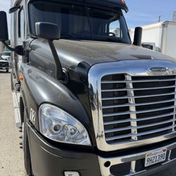 Freigthliner Cascadia 2014 