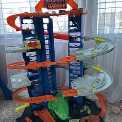 Hot Wheels Ultimate Garage 