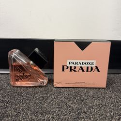 Prada Paradoxe Perfume 