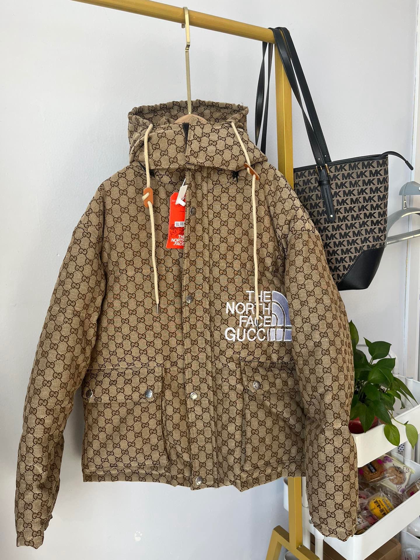 The North Face Gucci Beige Jacket (Men’s M)