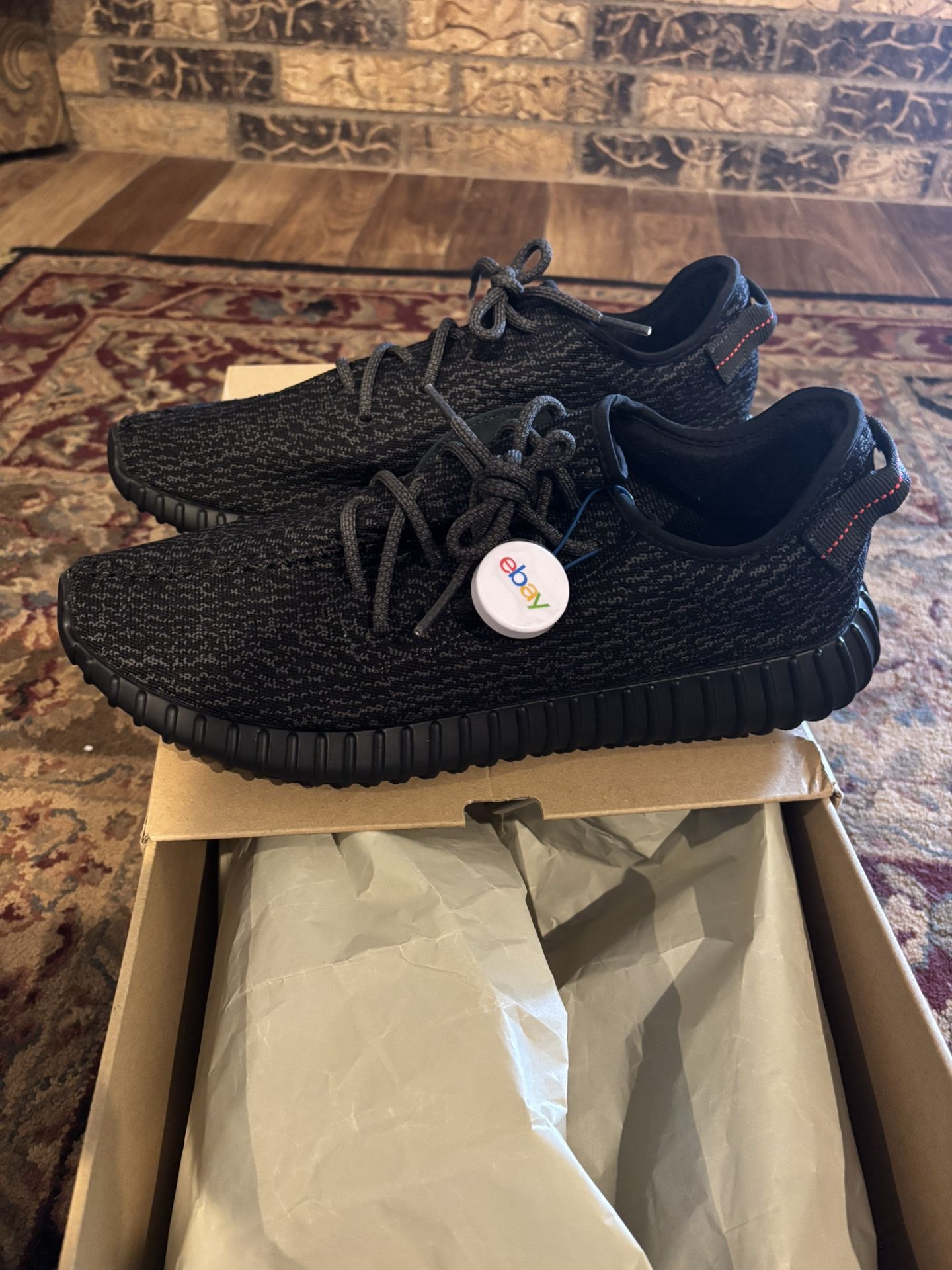Adidas Yeezy Pirate Black VNDS