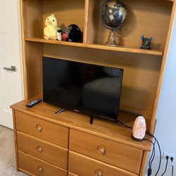Dresser with Hutch & Nightstand
