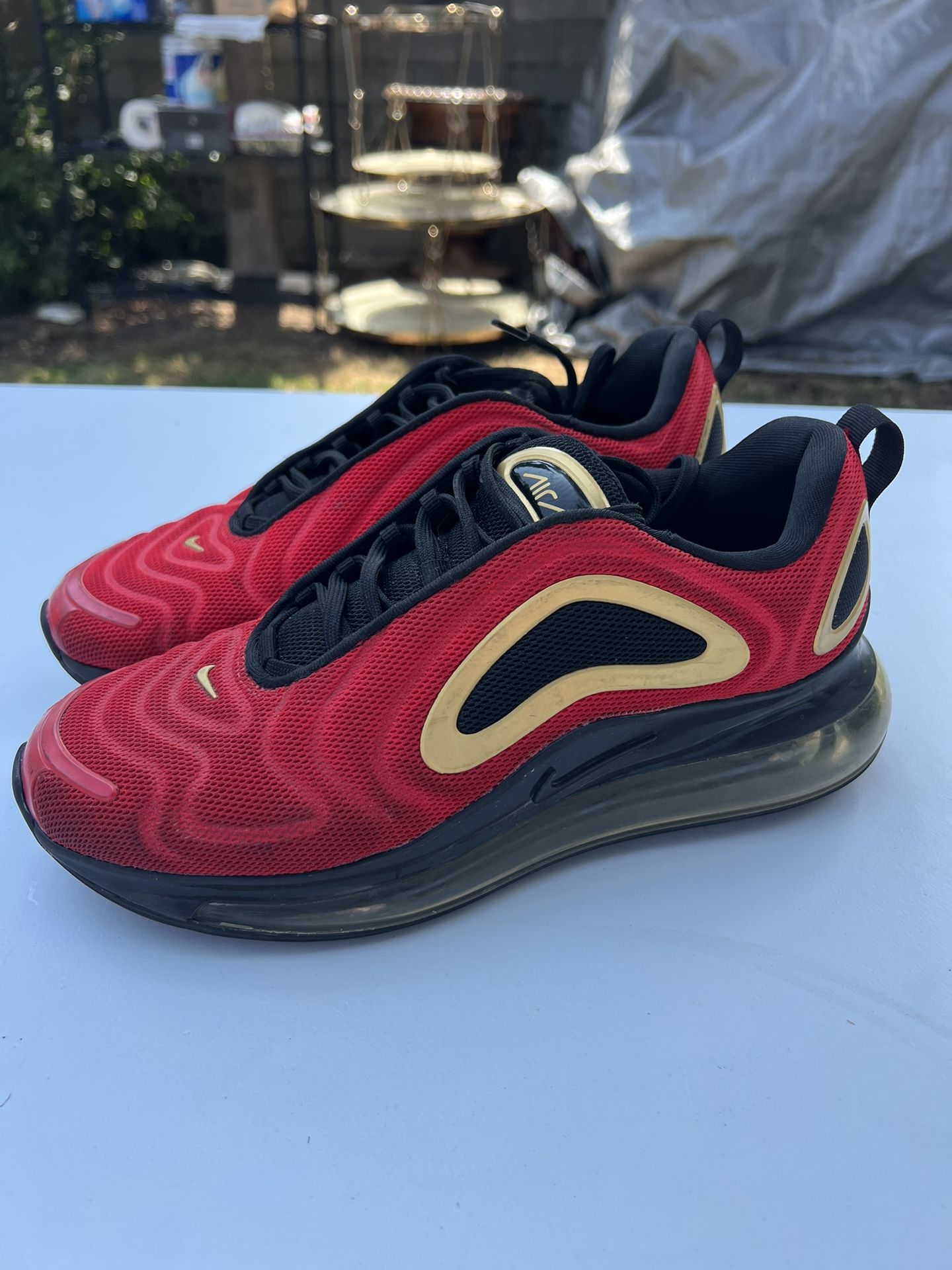 Size 10 Nike Air Max 720 Women's Shoes University Red Black No Box