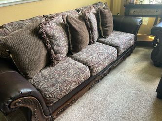Couch set