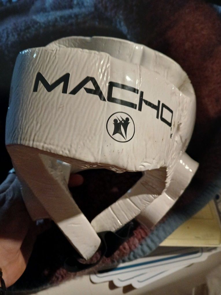Macho martial arts sparring head gear