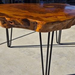New rustic coffee table made of oak wood with beautiful metal legs H16" L40" W33"