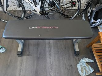 Heavy duty flat weight bench. Great condition