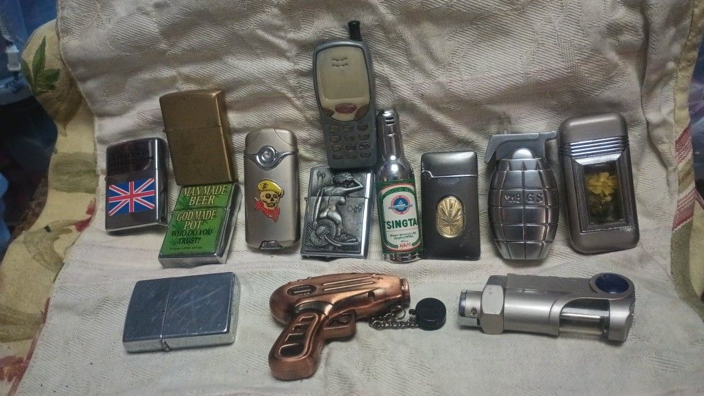 Cigarette Lighters 13