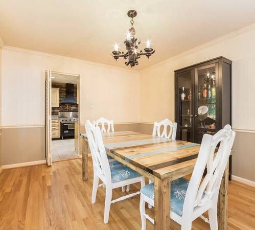 Dining Room Table and Chairs