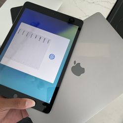 M1 Macbook Air (16GB / 256GB) + iPad 8 Gen Bundle