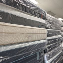 Name Brand Mattresses 