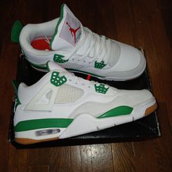 Air Jordan 4s Size 9.5 