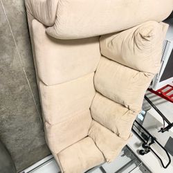 Bege Sofa