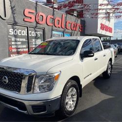 2018 Nissan Titan Crew Cab SV Pickup 4DR