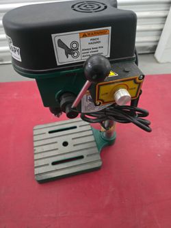 Grizzly T32006 - Variable-Speed Mini Benchtop Drill Press