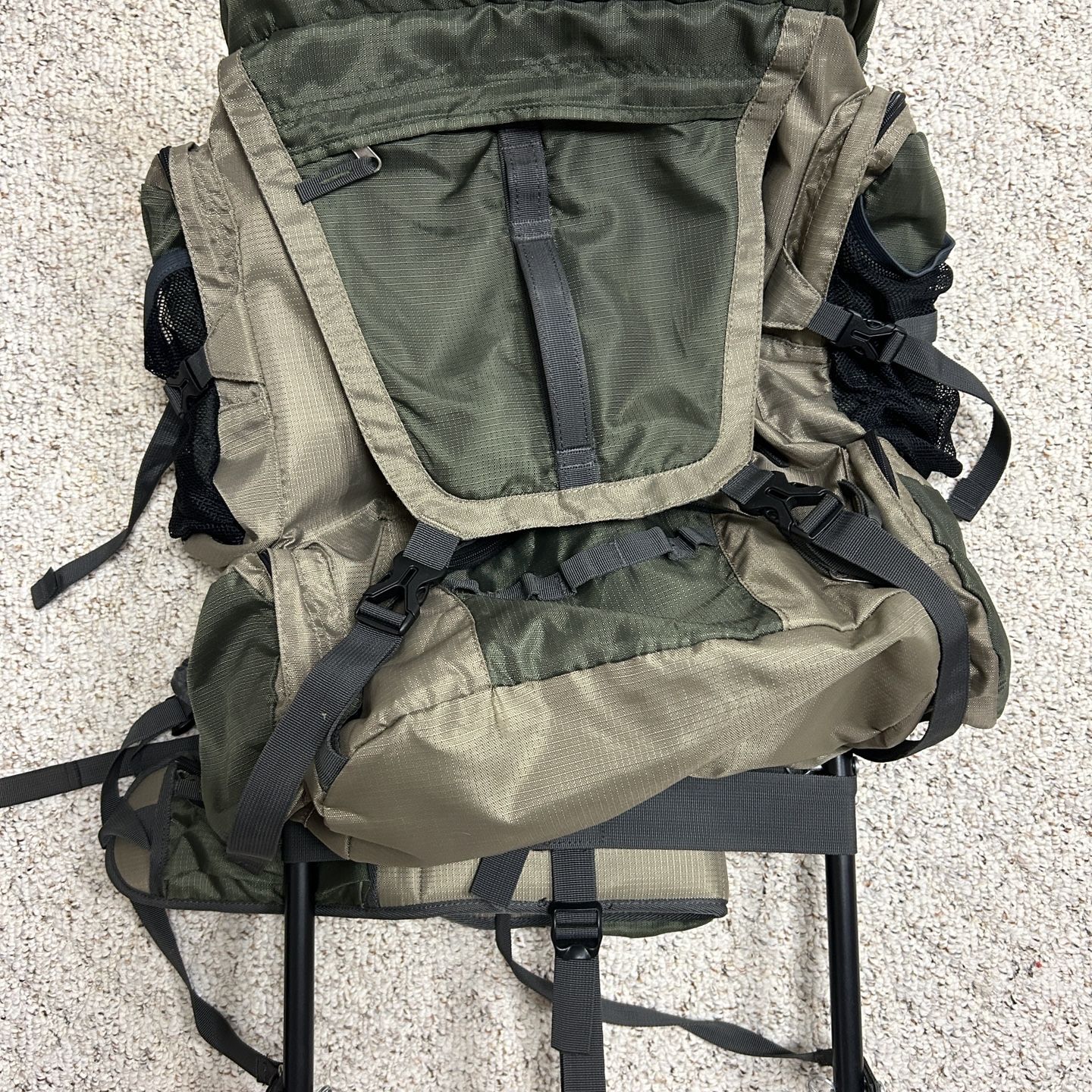 Field & stream 40l external frame pack hotsell