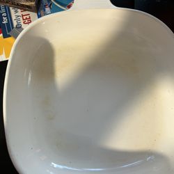 White Ceramic Baking Dish With Lid.  Option 4.