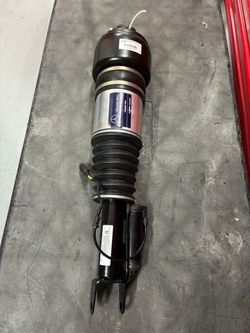 Mercedes CLS 500 E350 E500 front right air suspension strut shock assembly