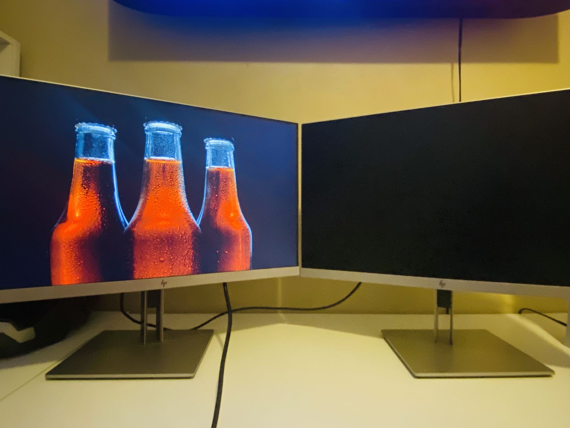 SELLING TWO HP MONITORS 115 FOR EACH