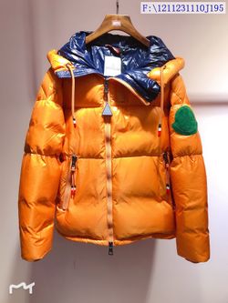 🔥 Moncler woman’s Puffer Coat 🔥