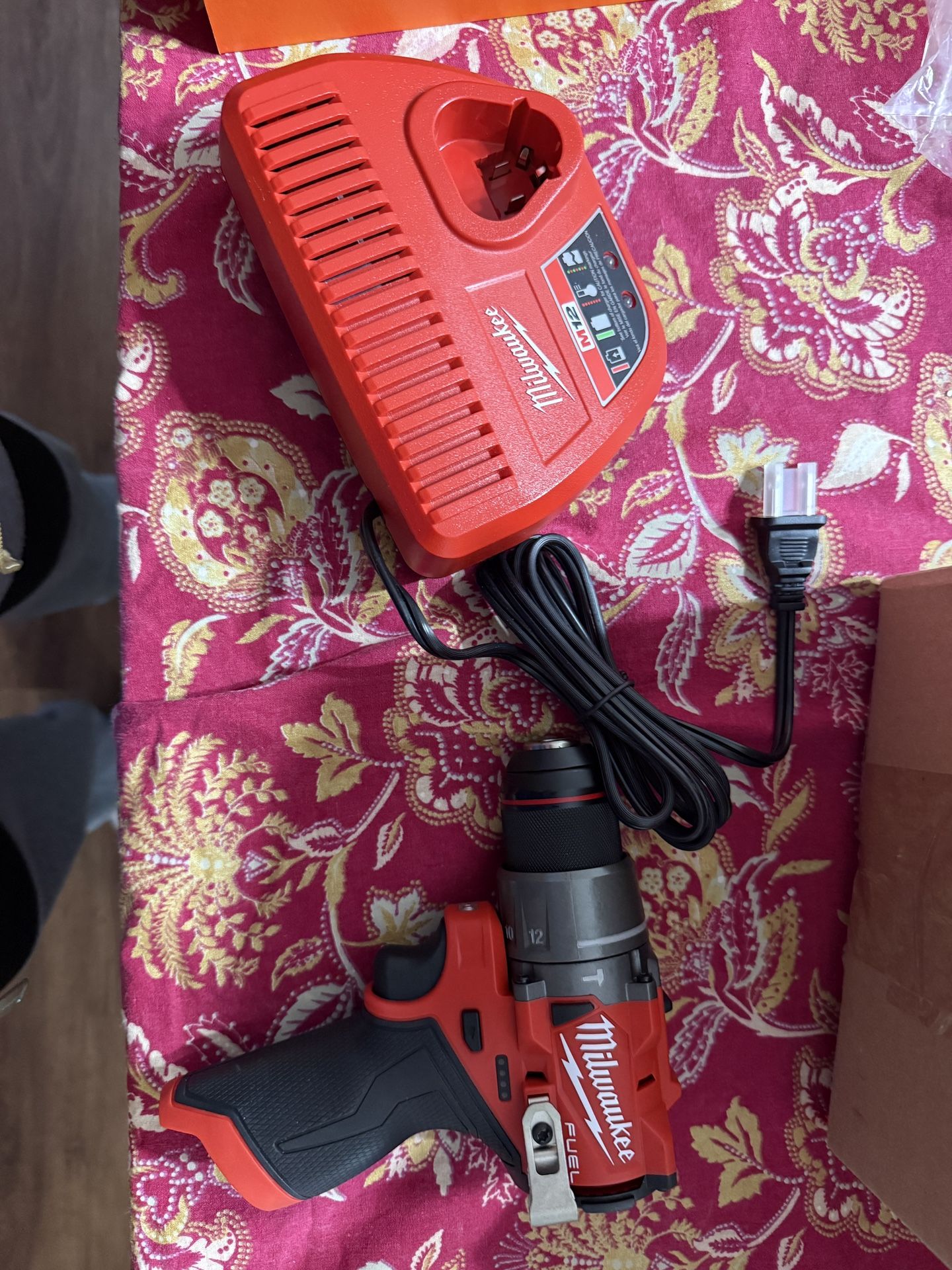 M12 Hammer Drill Milwaukee 