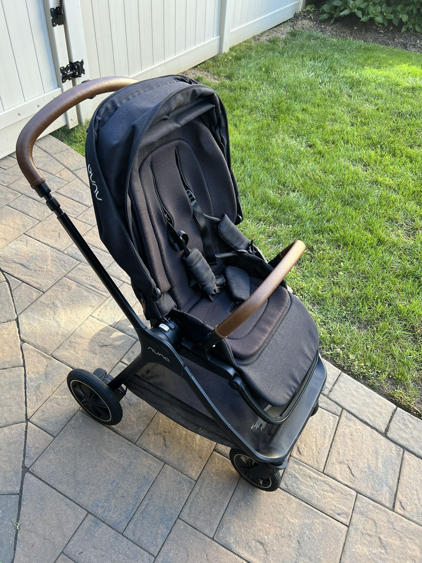 Nuna Triv Stroller