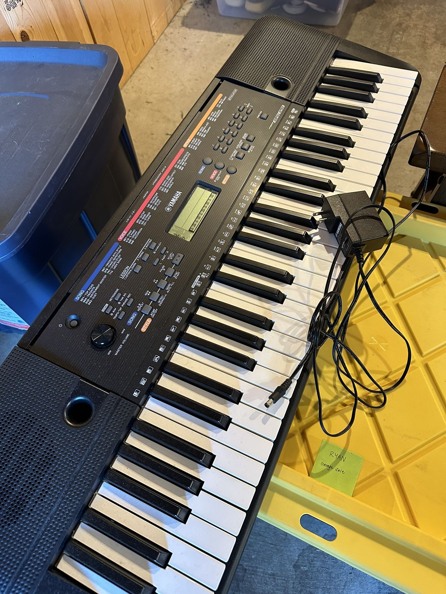 Yamaha Electric Keyboard