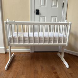 Baby / Infant cradle Or Crib 