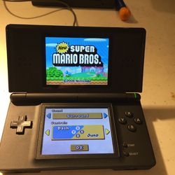 Nintendo DS DSi Portable Light Blue Handheld Console TESTED NO CHARGER