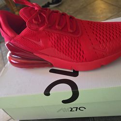 Nikes 270 size 12