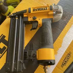 Dewalt Finish Nailer 18 G