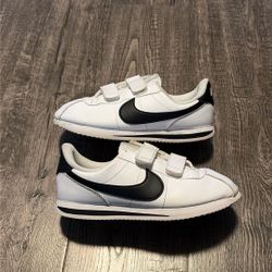 Nike Cortez Kids Shoes 