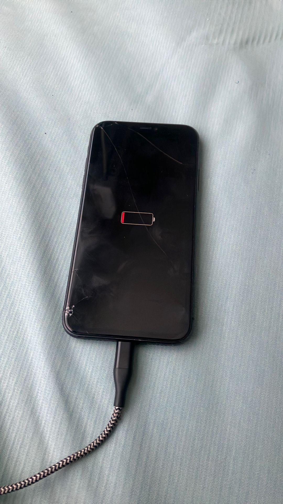 iPhone 11 For $ale