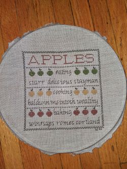 Colonial Vintage Handmade Fruit Apples Sampler Round