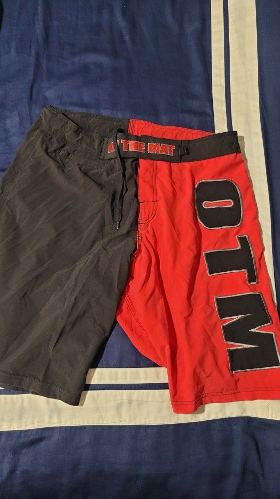 OTM MMA shorts Size Large