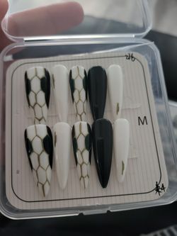Press On Fake Nails