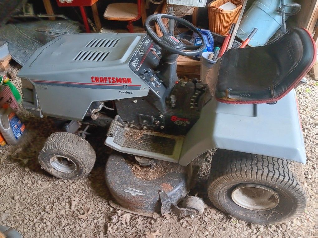 Lawn Tractors
