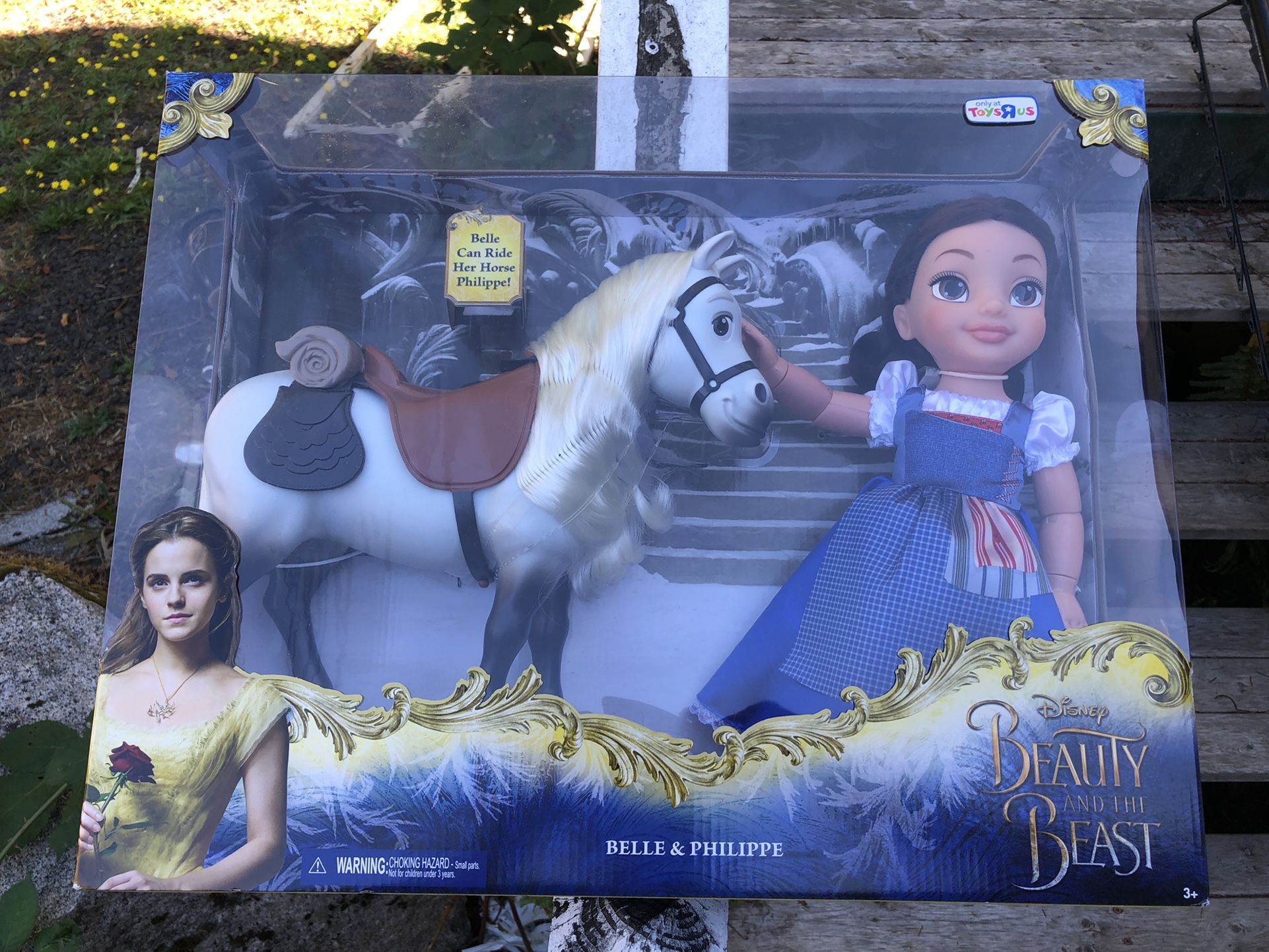 Toysrus Exclusive Disney Beauty And The Beast Belle And Philippe