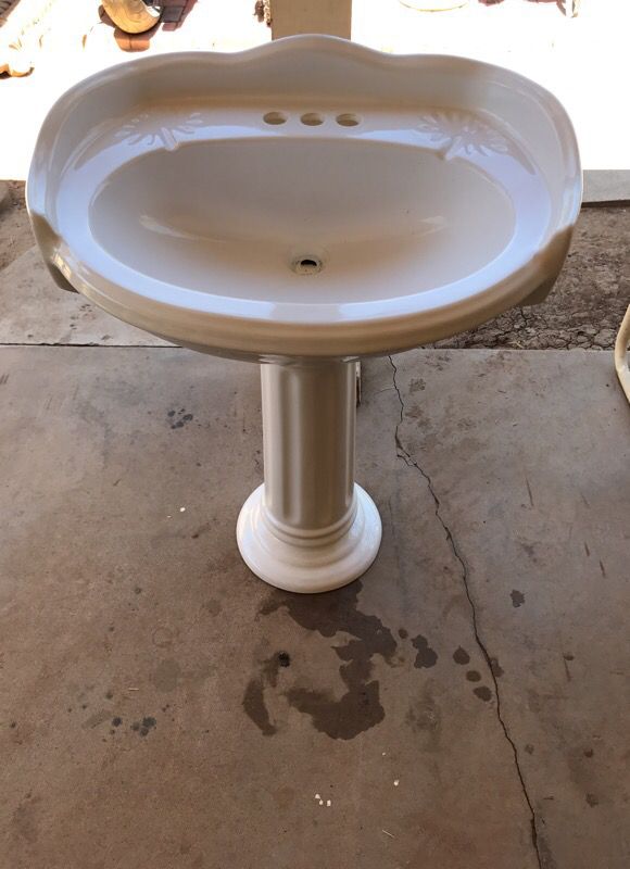 Pegasus Pedestal Sink For Sale In Phoenix Az Offerup