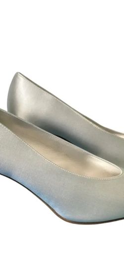 Vintage Stuart Weitzman Champagne Satin Heels Great Condition 7.5