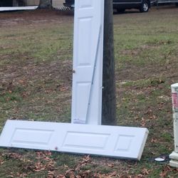  60in X 80 In Bifold Doors With Hardware