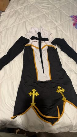 Women’s costume